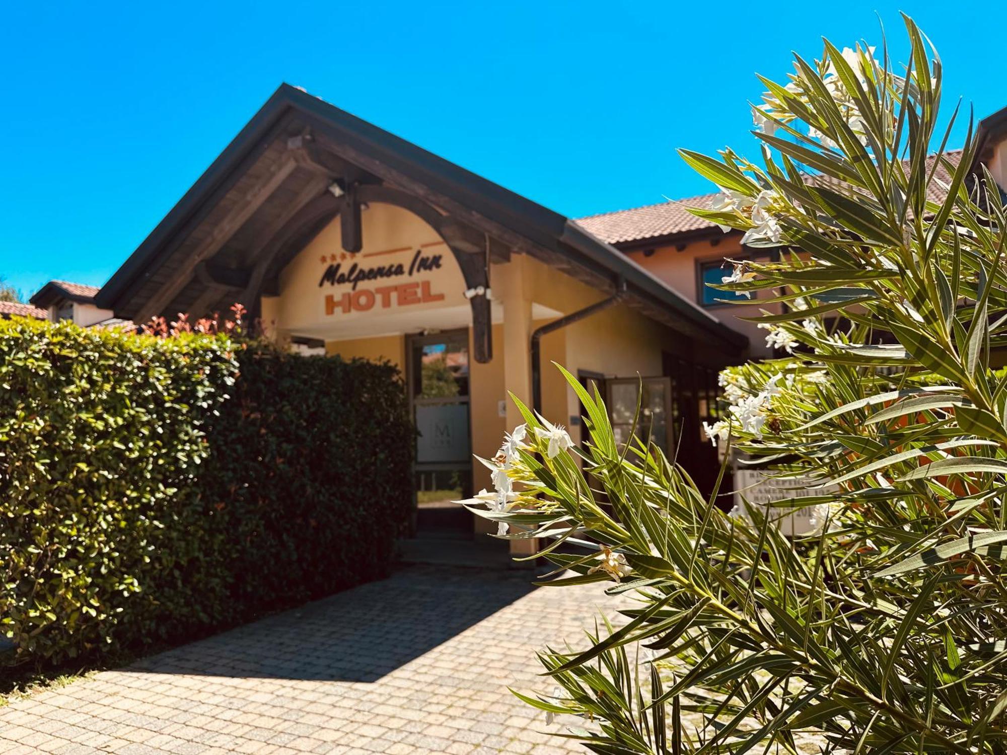 Motel Malpensa Inn & Hotel-Airport Case Nuove  Exteriör bild