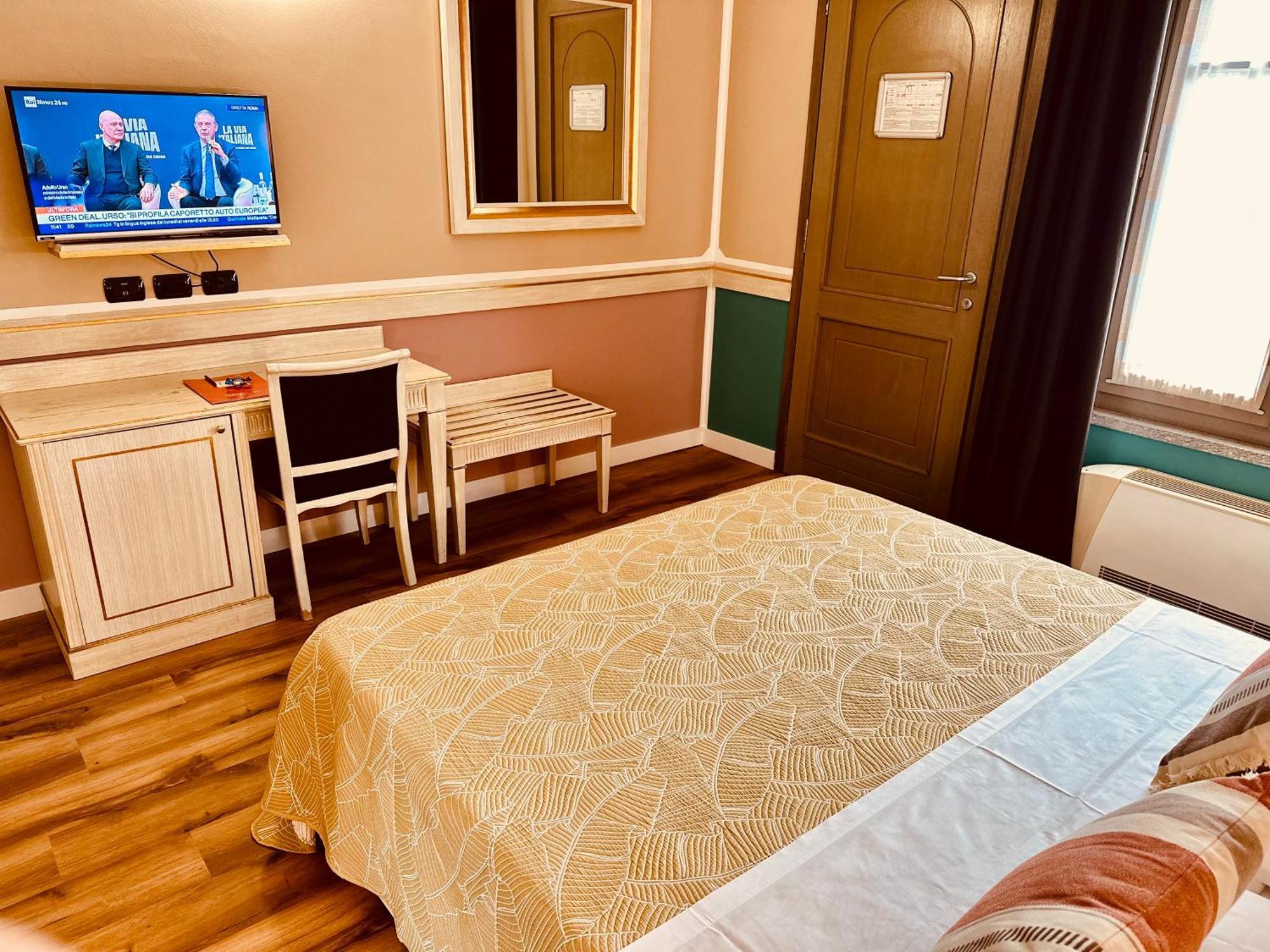 Motel Malpensa Inn & Hotel-Airport Case Nuove  Exteriör bild